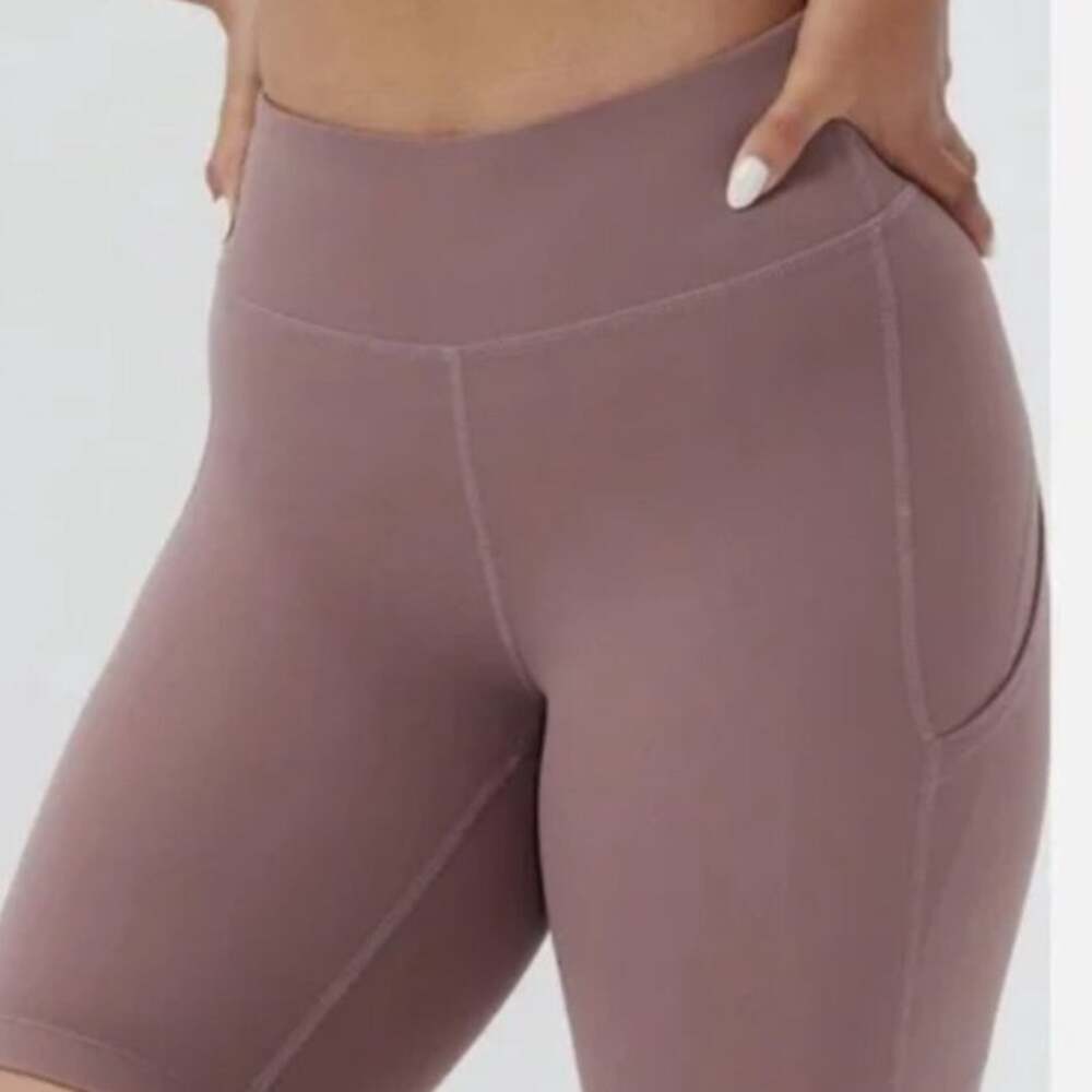 Outdoor Voices Zoom 8” Short - Deep Taupe Size S